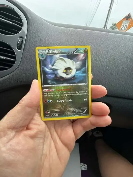 2 cards- 2015 Pokémon TCG Roaring Skies Shelgon