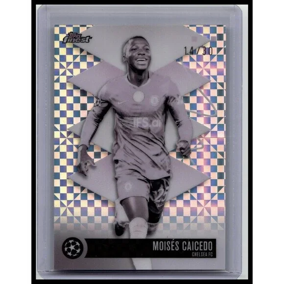 2026 Topps Finest UEFA Club #475 Moisés Caicedo Chelsea FC Pearl Checkerboard/30