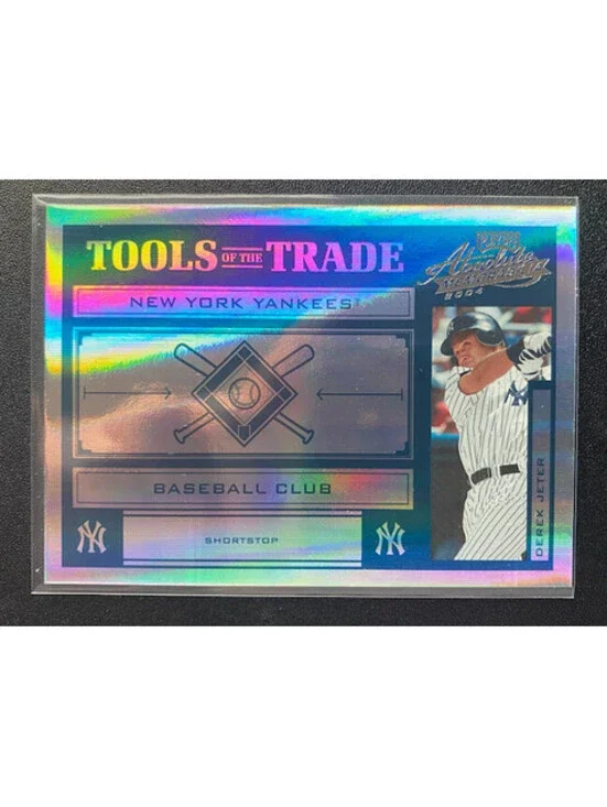 2004 Absolute Memorabilia Derek Jeter Tools of the Trade Green Spectrum 41/50