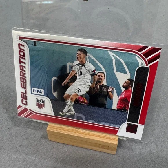 Panini Donruss Soccer Card Christian Pulisic Red Celebration Insert No. 9