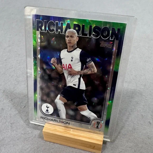 Topps Richarlison Trading Card Tottenham Hotspur Green Cracked Ice Refractor 18