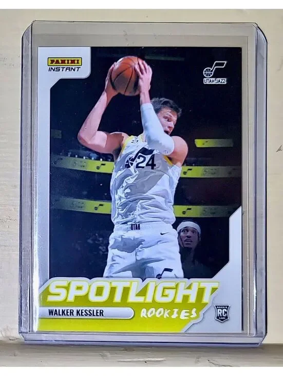 Walker Kessler 2022-23 Panini NBA #22 Spotlight Rookies Card 1/965