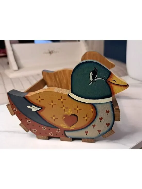Vintage Hand-Painted Rustic Country Mallard Heart Wooden Slatted Basket 6