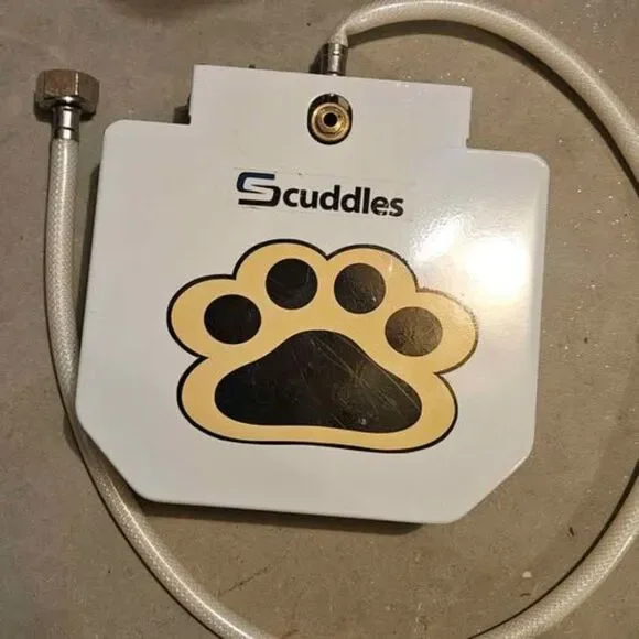 Scuddles: Dog Fountain Water Fountain, Dog Sprinkler Step