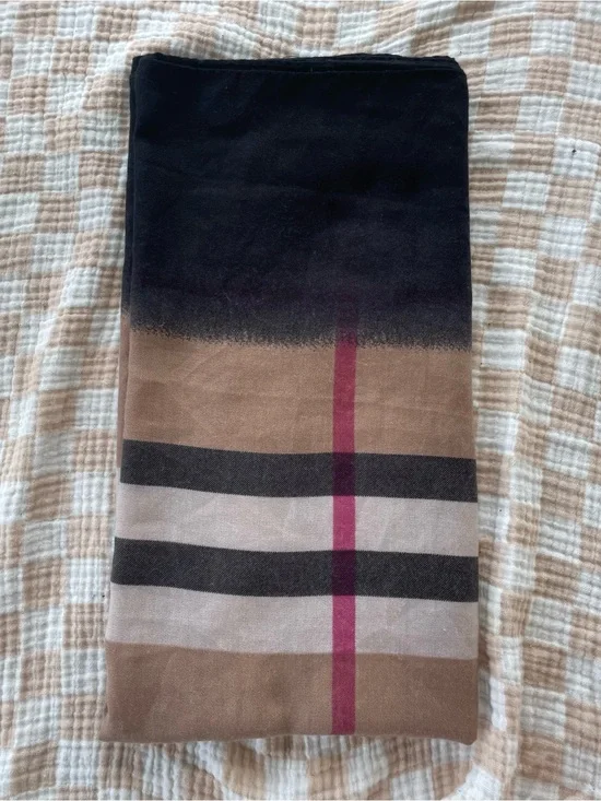 Burberry Ombré Giant Check Silk Square Scarf - Archive Beige/Black (Tag Removed)