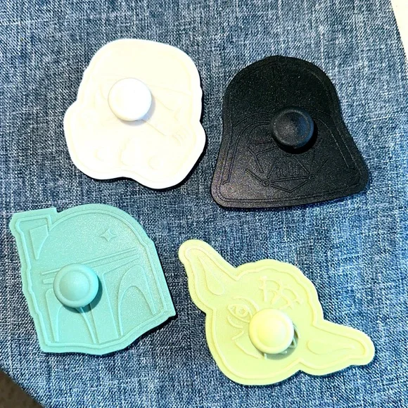 Williams, Sonoma SET OF 4  Star Wars COOKIE CUTTERS YODA DARTH VADER BOBA FETT