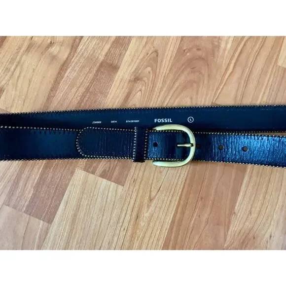 Fossil‎ Black Belt