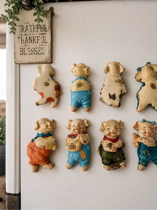 Vintage Ganz 1992 pigsville refrigerator magnet lot Home Wall Decor Pig Figurine