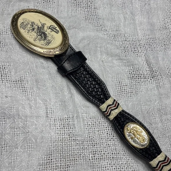 Vtg Scrimshaw Belt & Buckle By Barlow Calgary Stampede Sz 30 Leather