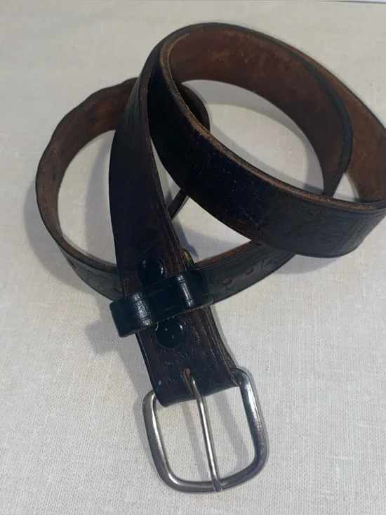 VTG‎ TOOLED Dark Leather Nature Western Belt  Men’s Size 44-46 *SEE Measurements