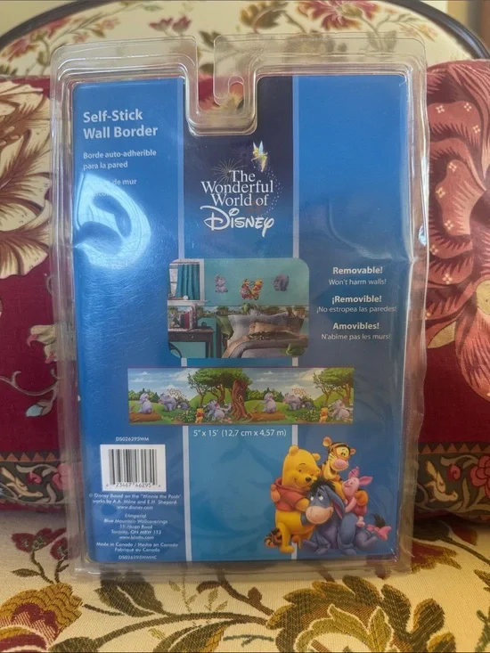 The Wonderful World of Disney Winnie the Pooh Self-Stick Wall Border - Blue