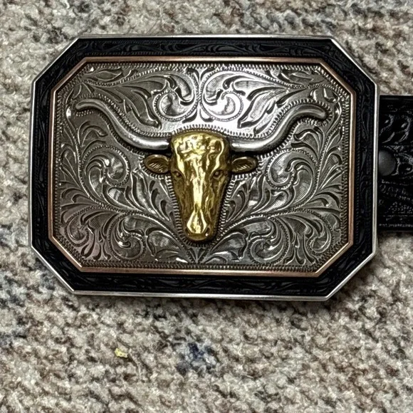 Ariat Mens Leather Floral Embossed Longhorn Black Silver Belt A1043201 32 NWOT