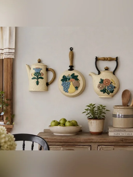 Vintage 3-Piece Country Kitchen Wall Plaque Set Teapot, Skillet & Coffee Pot