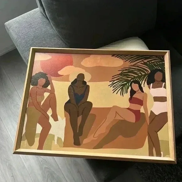 Black Women Painting​​​​​​​​​​​​​​‎