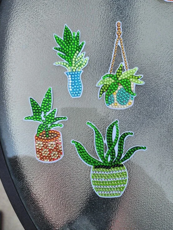 Sparkling Green Potted Plant Magnet Set