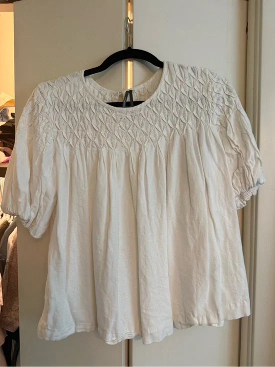 Anthropologie The Liza Smocked linen top, Large