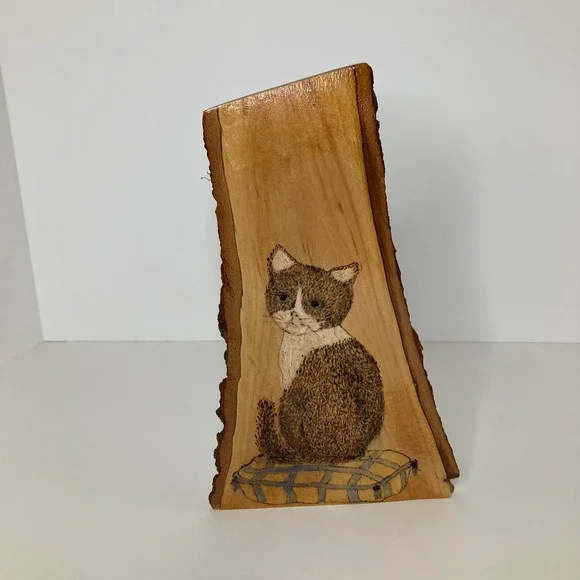 Hand Painted Cat On Wood Slice Rustic‎ Folk Art S Burgett 2017