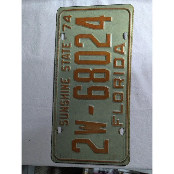 Vintage 1974 Florida Sunshine State License‎ plate orange 2W-68024