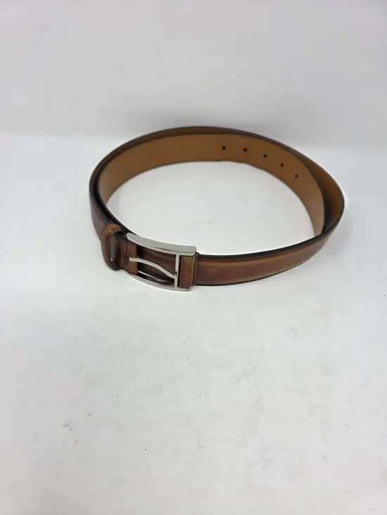 Magnanni Men’s Brown Leather Belt Size 40 Made in Spain Cognac Dress Belt
