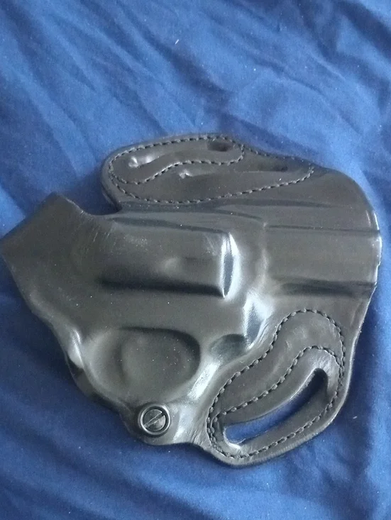 Ruger Men's Black Leather Belt Holster - Classic Concealed Carry