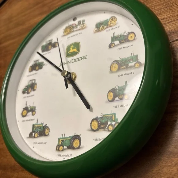 John Deere Licensed Tractor‎ Clock 12 Different Tractor Sounds Tested Works 9