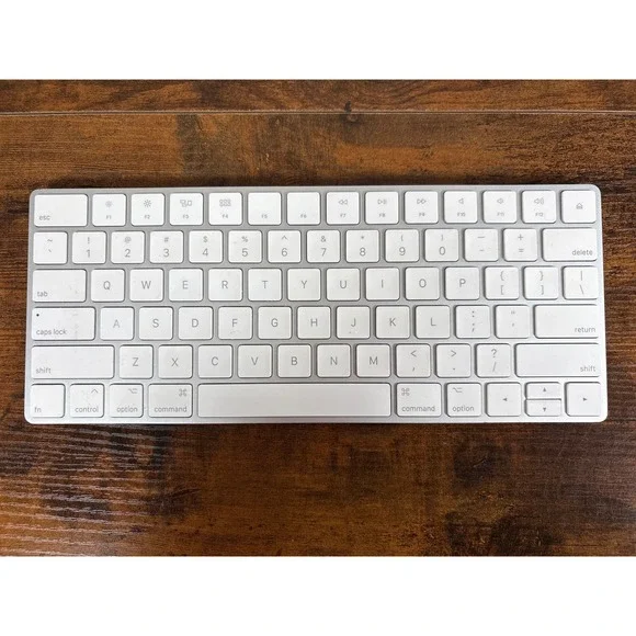 Apple‎ Magic Keyboard 2 Wireless Bluetooth Rechargeable Silver White A1644