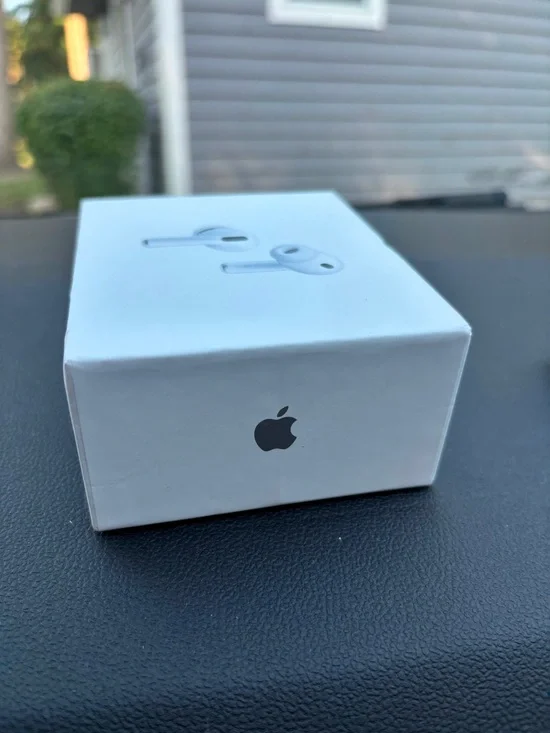 Apple White Earbuds Packaging Box with Apple Logo