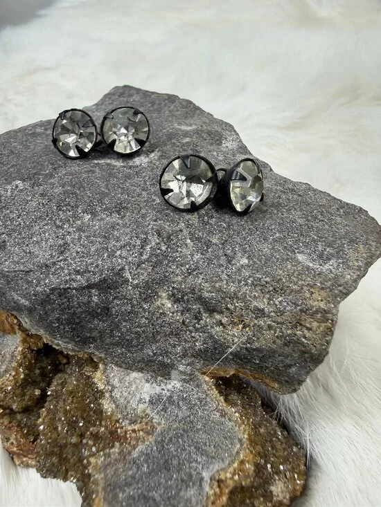 Vintage Black & Silver Tone Rhinestone Cuff Links .5