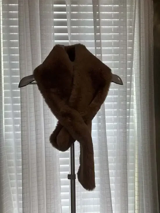 Banana Republic Brown Faux Fur Pull-Through Scarf