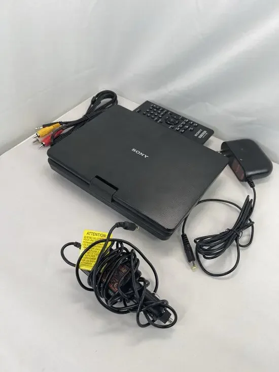 Sony DVP-FX950 9” Portable DVD Player Remote + Car Charger Cables