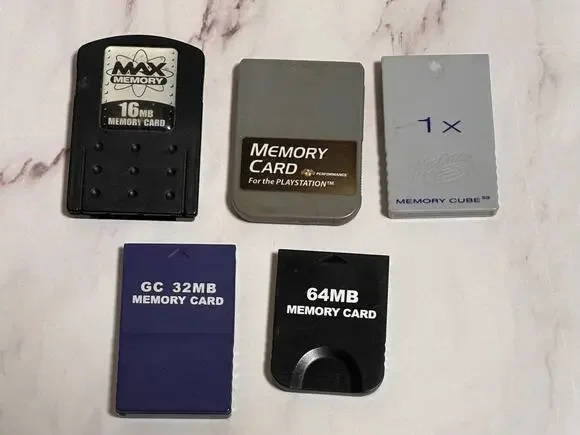 Lot of 5 Gaming Memory Cards Play Station Game Cube