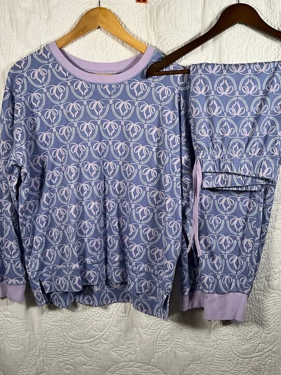 The Beaufort Bonnet Company Lavender and Light Pink Patterned Pajama Set
