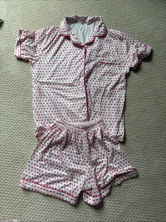 Roller Rabbit look alike. Pink Heart-Print Short Pajama Set