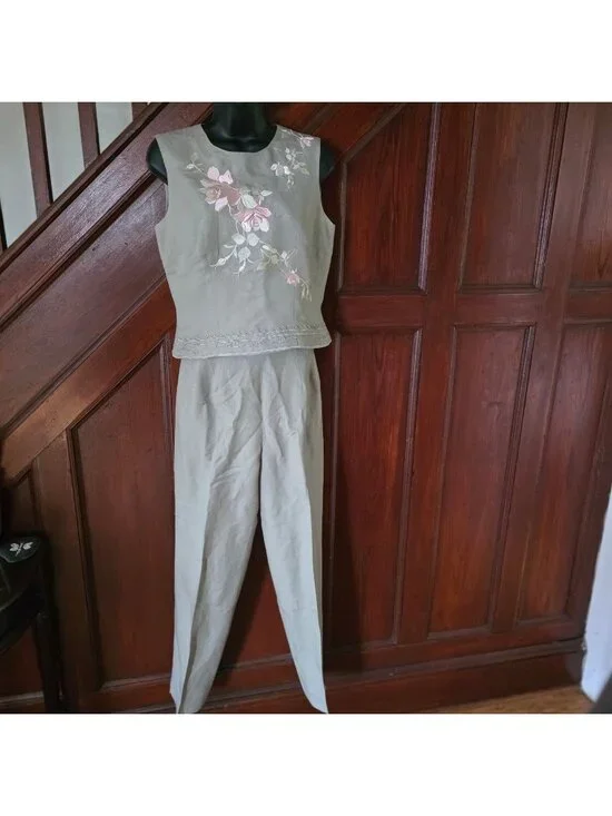 Donna Morgan Embroidered Linen Blend Two-Piece Set Floral Top & Pants Size 6 Tau