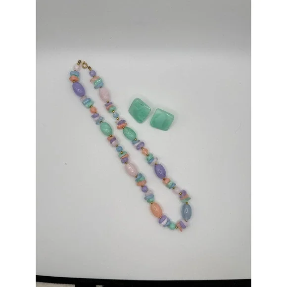 Vintage Pastel Beaded Necklace & Mint‎ Green Square Stud Earrings Jewelry Set