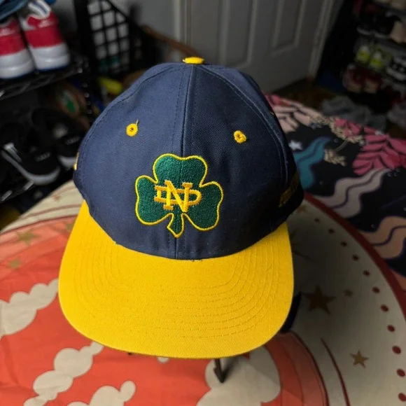 Vintage Notre Dame Fighting Irish Snapback Hat Competitor Navy Cap 90s College