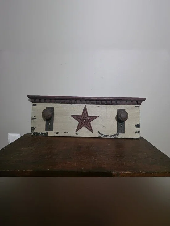 Rustic Primitive Distressed Wall Rack/Shelf