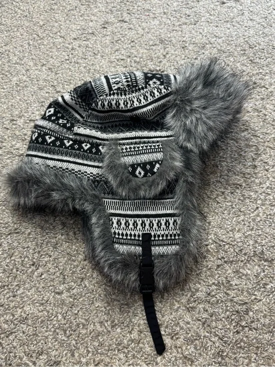 Janey & Rubbins Rassian Cossack Trooper Bomber Faux Fur Hat