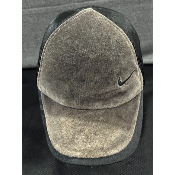 Vintage Nike Baseball Cap Unisex One Size Gray 100% Polyester Swoosh Logo Hat