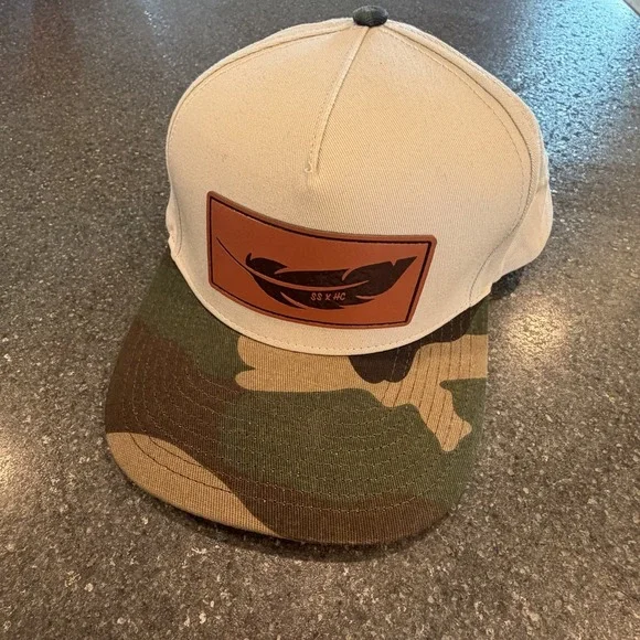 Southern String Hat Co. RARE Camo SnapBack Hat Leather Feather Patch BRAND NEW