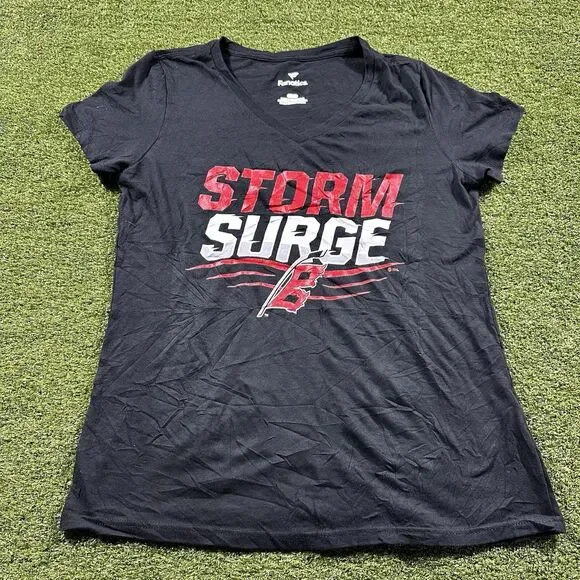 Carolina Hurricanes Women’s Tshirt S NWOT