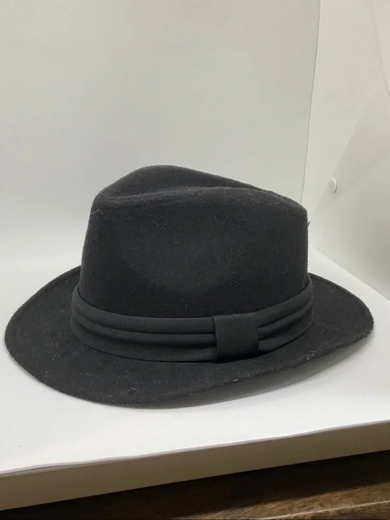 Classic Men’s Black Fedora Hat with Grosgrain Band