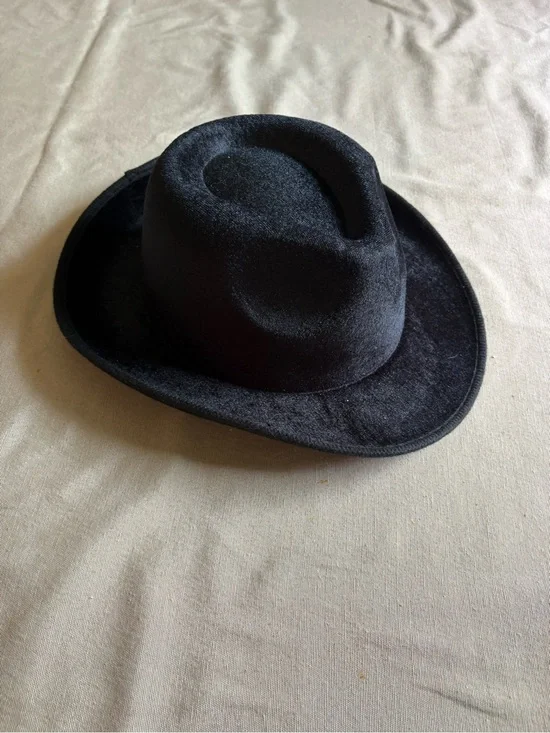 Black velvet costume hat unisex