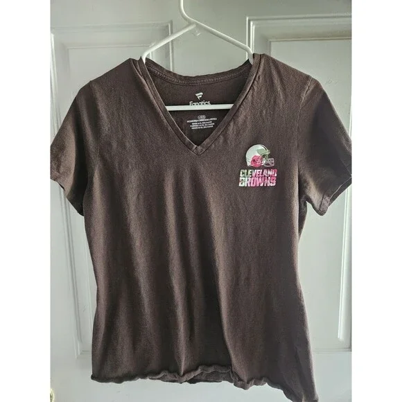 Pre Own Cleveland Browns V-Neck Shirt Womens Adult Lrg Fanatics NFL Number 1 Mom
