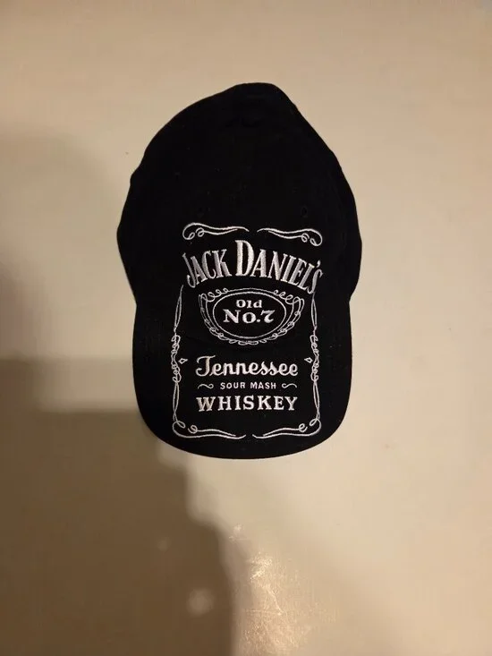 Jack Daniels Small/Medium Black Tennessee Sour Mash Whiskey Cap - NWOT