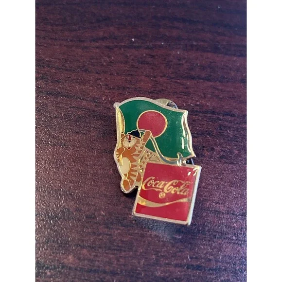 Vintage 1988 Seoul Olympics Coca Cola Hodori Tiger Bangladesh Flag Lapel‎ Pin