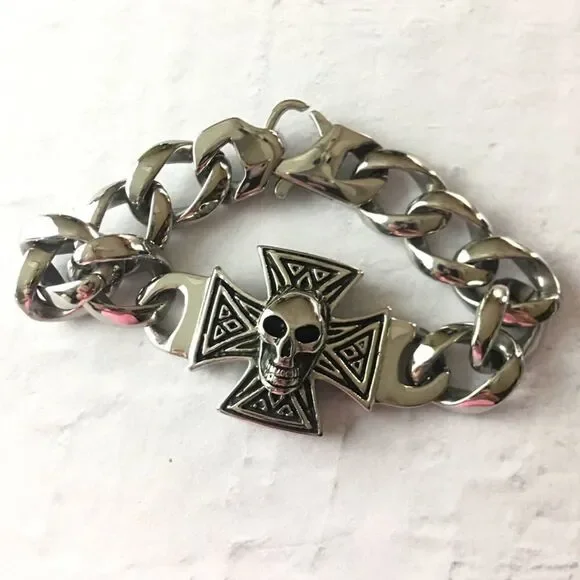 Men’s Stainless Steel Skull Cross Link Bracelet