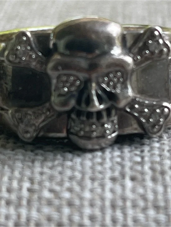 Men's Skull & Crossbones Sterling Silver Ring - Black Silver Finish with diamond
