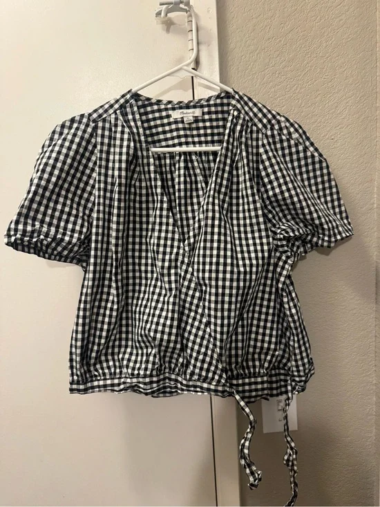 Madewell Black & White Gingham V-Neck Puff Sleeve Cropped Top