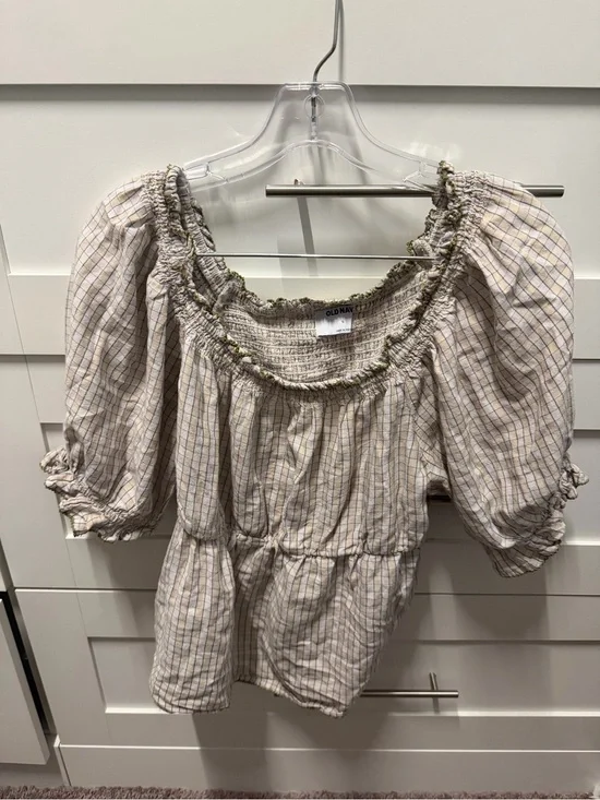 Old Navy Cream and Tan Plaid Smocked Peasant Blouse